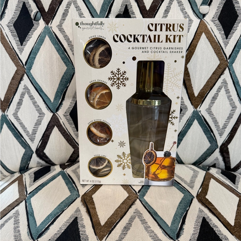 Citrus Cocktail Kit with Shaker